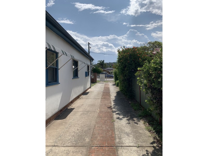 454 OCEAN BEACH ROAD, Umina Beach NSW 2257