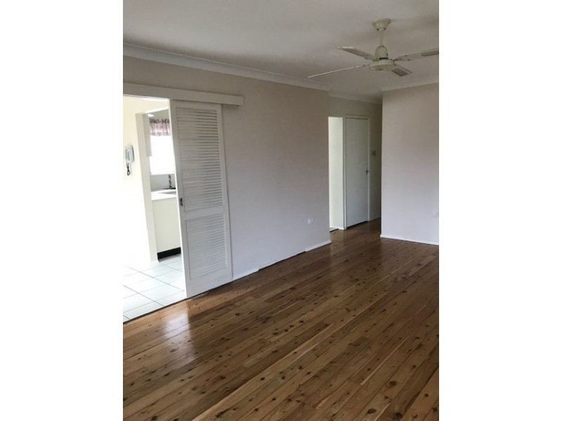 52 Terry Ave, Woy Woy NSW 2256