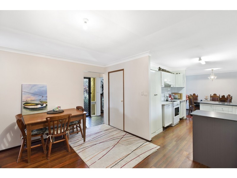 581 Pacific Highway, Wadalba NSW 2259