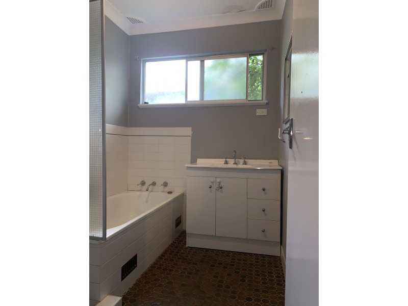 40 KING STREET, Umina Beach NSW 2257
