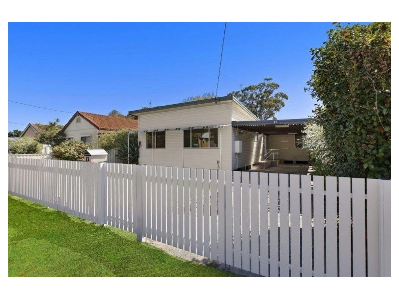 13 Springwood Street, Blackwall NSW 2256