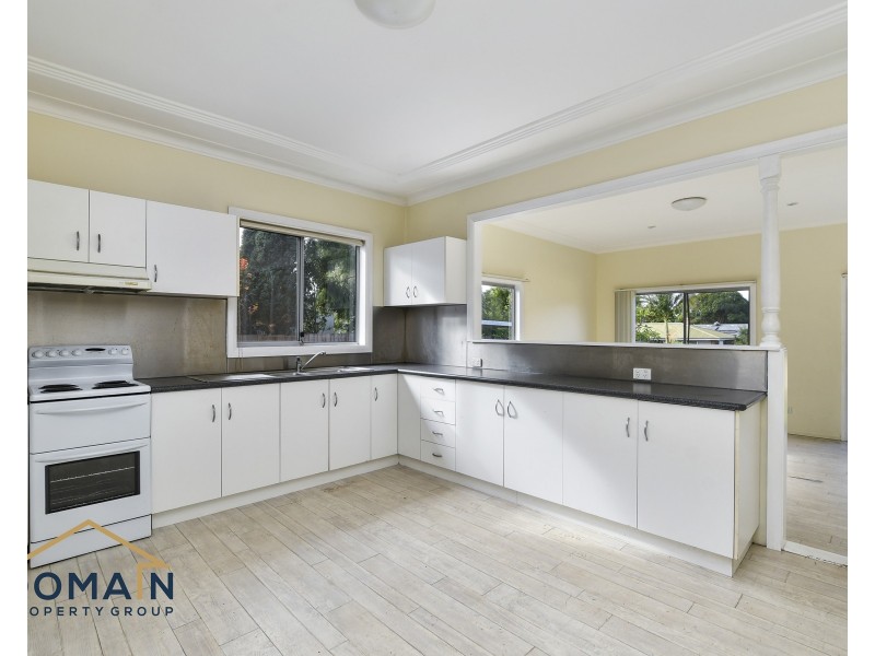 180 Railway Street, Woy Woy NSW 2256