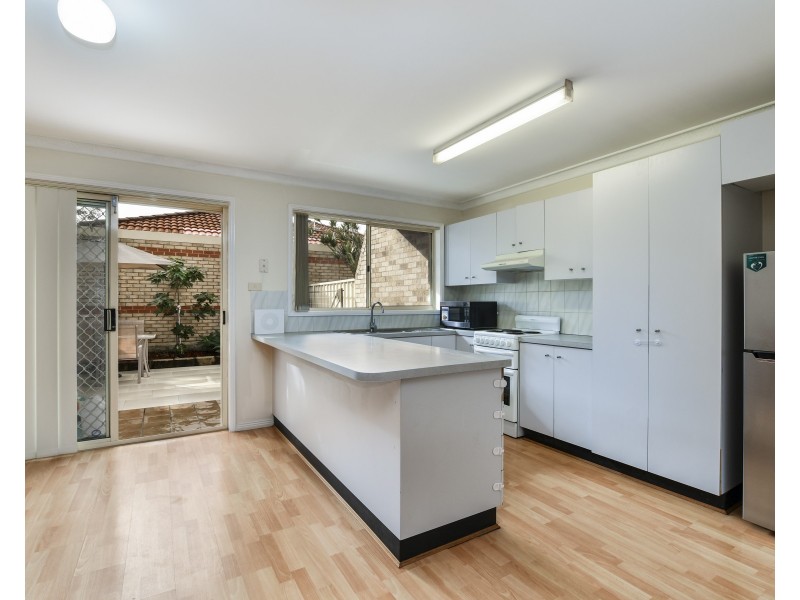 2/44-46 Pratley Street, Woy Woy NSW 2256