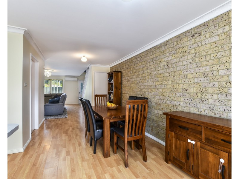 2/44-46 Pratley Street, Woy Woy NSW 2256