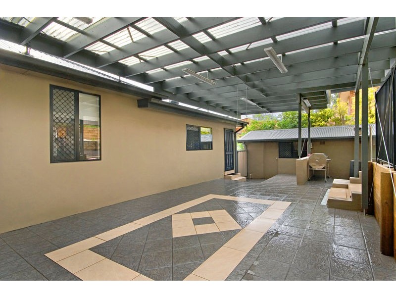 77 Faunce Street, West Gosford NSW 2250