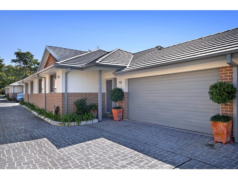 4/26  Henry Kendall Street, West Gosford NSW 2250