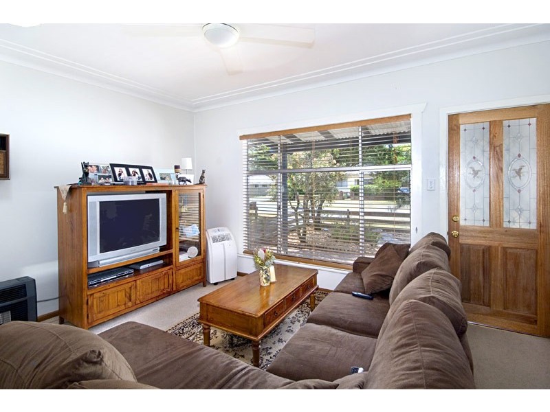 40 Alpha Road, Woy Woy NSW 2256