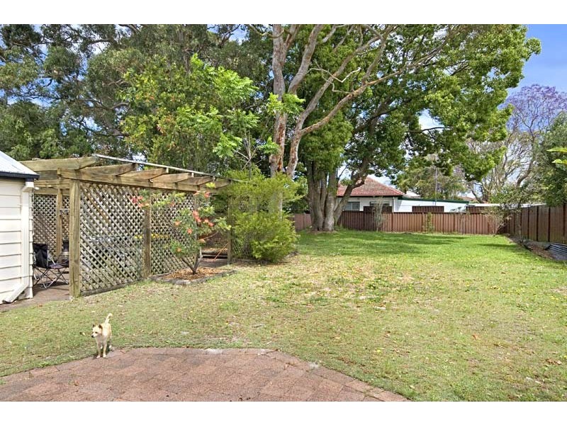 40 Alpha Road, Woy Woy NSW 2256
