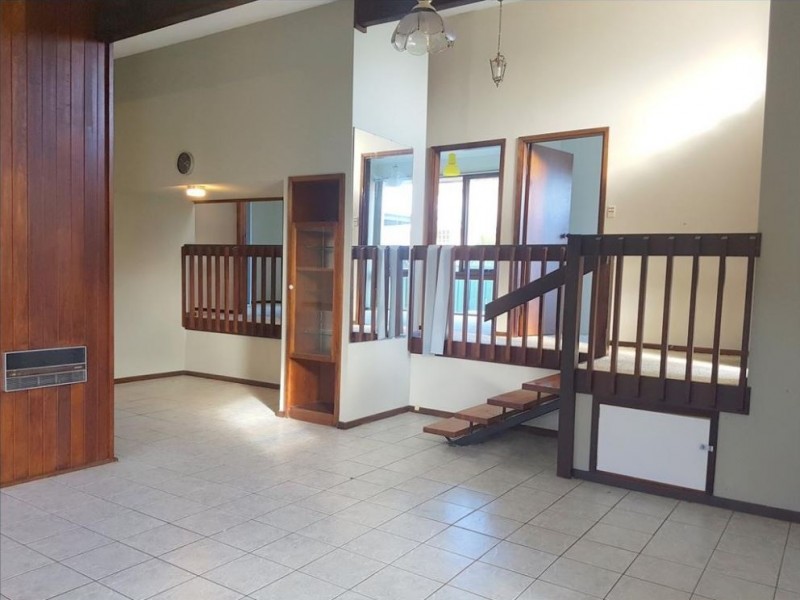 140 North Burge Road, Woy Woy NSW 2256