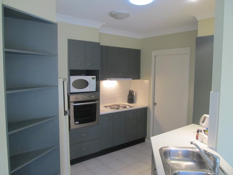 2/81-83 Ocean Beach Road, Woy Woy NSW 2256