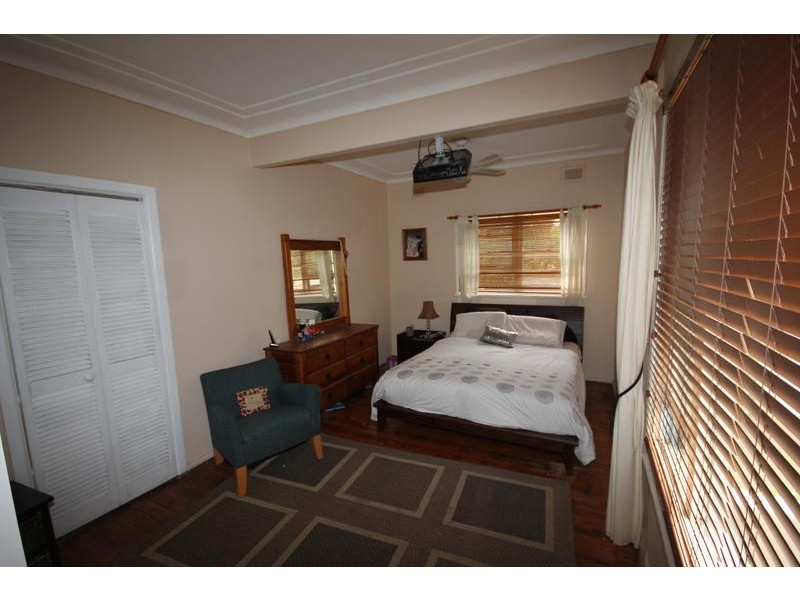 1 Fitzroy Street, Umina Beach NSW 2257