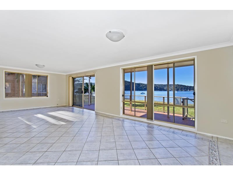 12 Munal Avenue, Booker Bay NSW 2257
