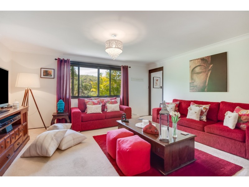 22 The Broadwaters, Tascott NSW 2250