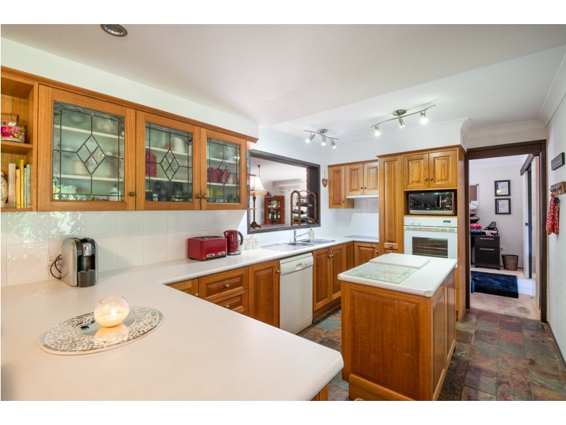 22 The Broadwaters, Tascott NSW 2250