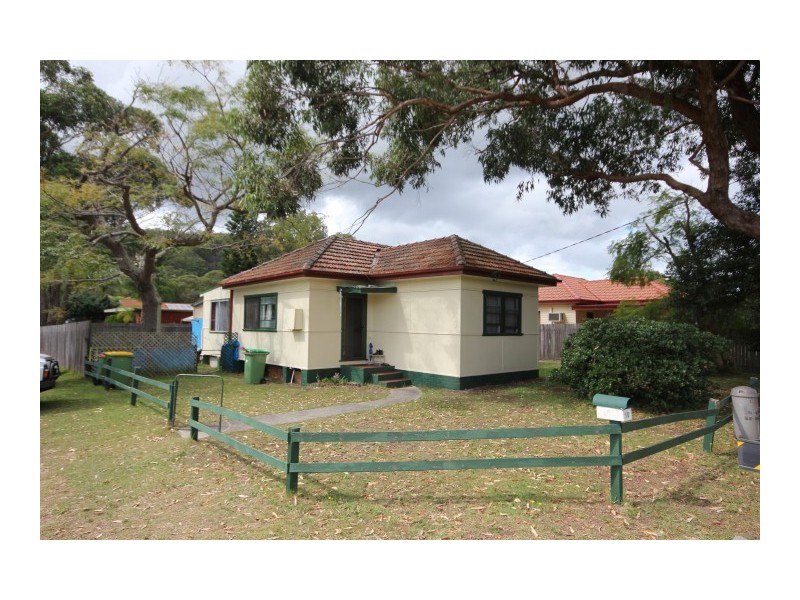 10 Springwood Street, Blackwall NSW 2256