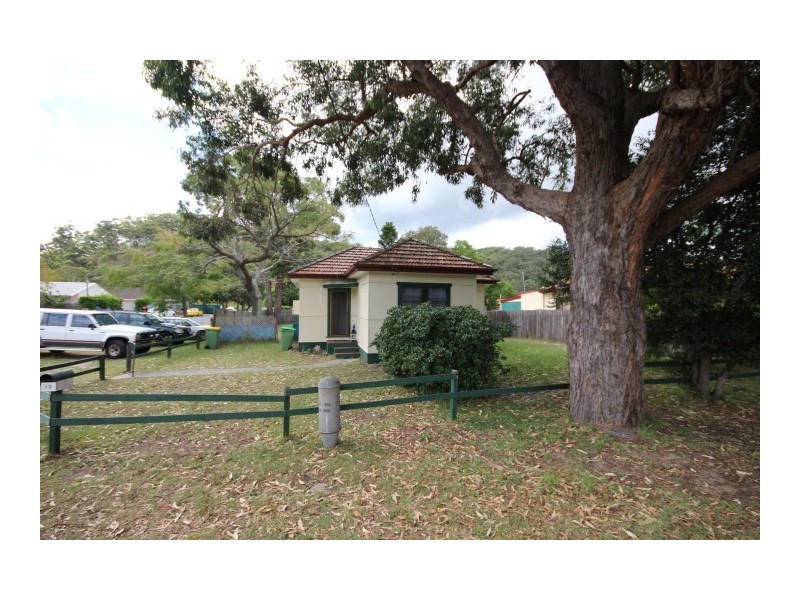 10 Springwood Street, Blackwall NSW 2256