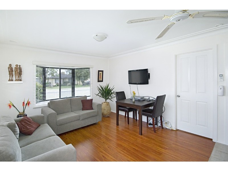 38 Dorothy Avenue, Woy Woy NSW 2256