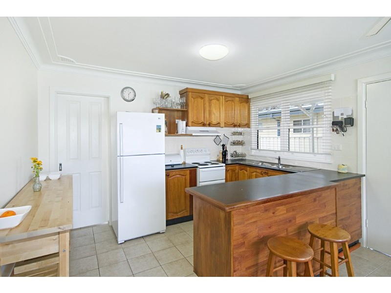 38 Dorothy Avenue, Woy Woy NSW 2256