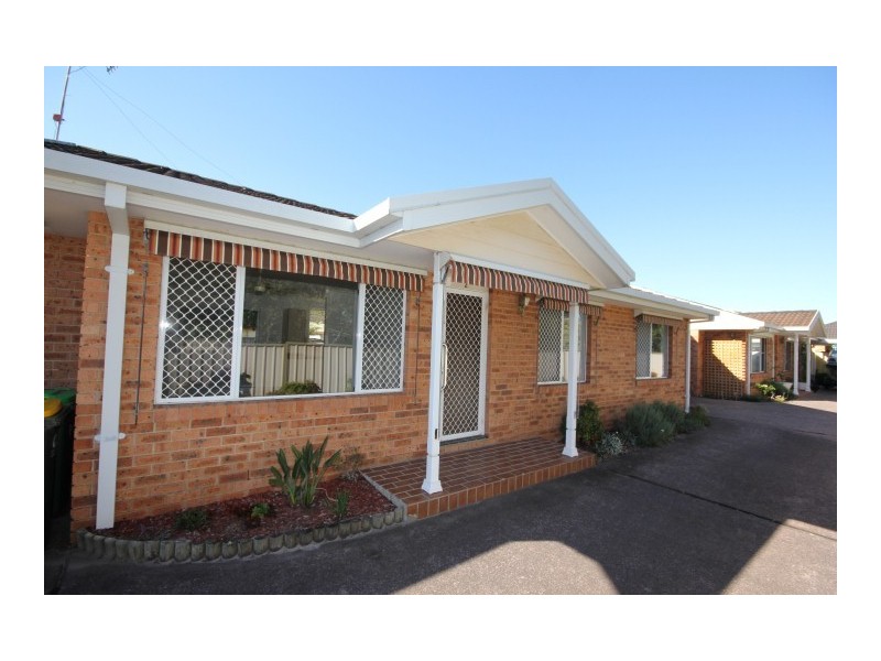 2/12 Bowden Road, Woy Woy NSW 2256