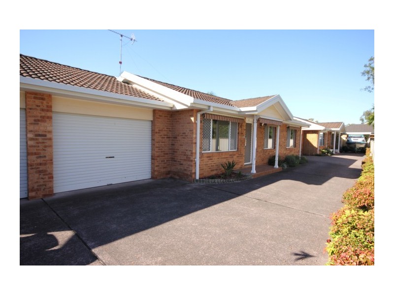 2/12 Bowden Road, Woy Woy NSW 2256