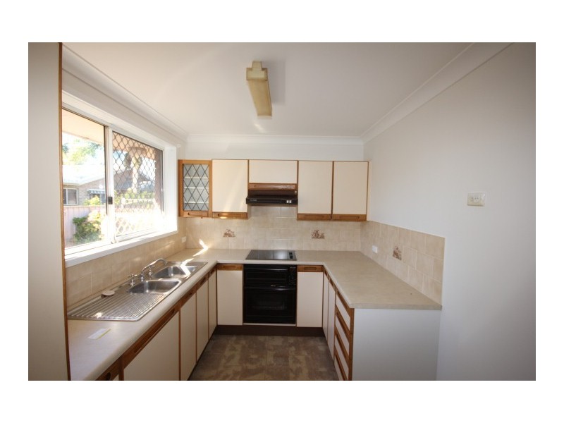2/12 Bowden Road, Woy Woy NSW 2256