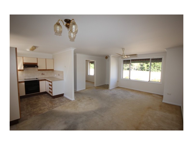 2/12 Bowden Road, Woy Woy NSW 2256
