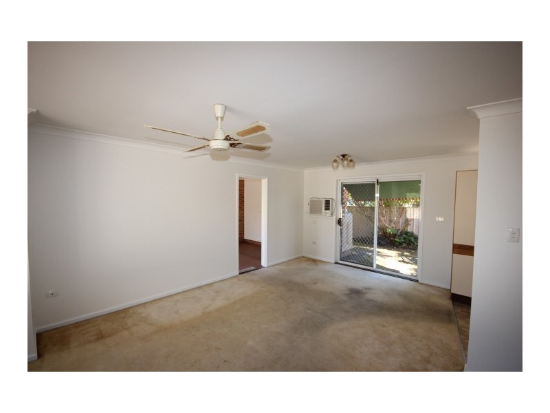 2/12 Bowden Road, Woy Woy NSW 2256