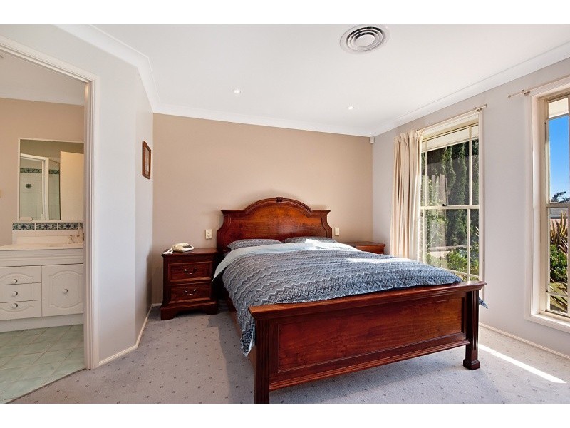 42 Brittany Crescent, Kariong NSW 2250