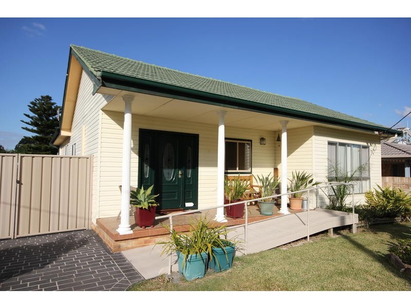40 Cogra Road, Woy Woy NSW 2256