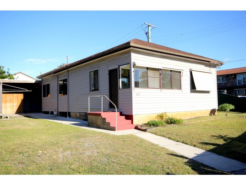 82 Railway Street, Woy Woy NSW 2256