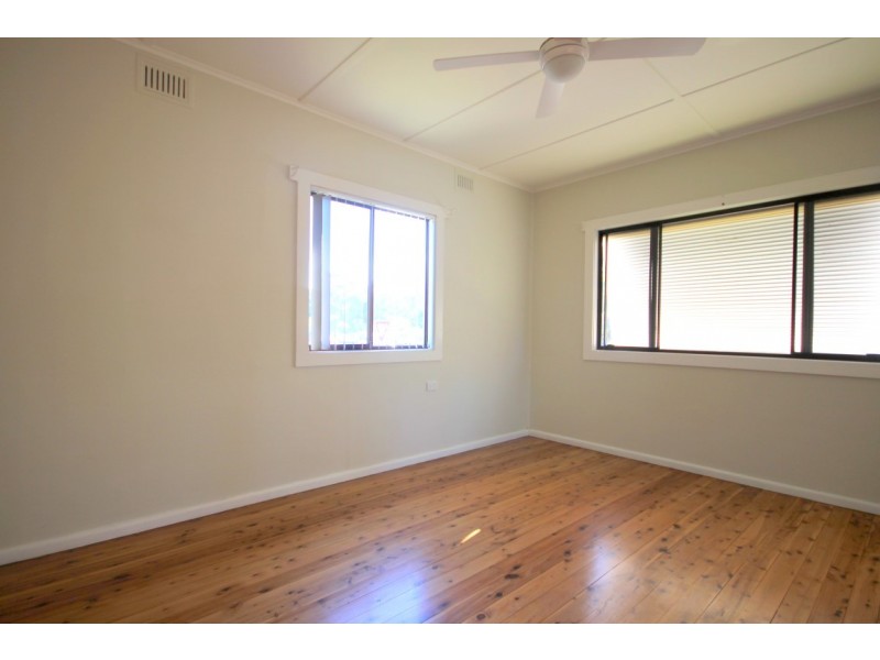 82 Railway Street, Woy Woy NSW 2256