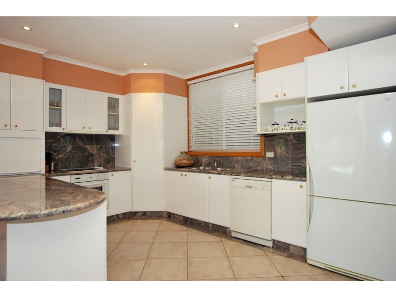 11 Bayview Crescent, Blackwall NSW 2256