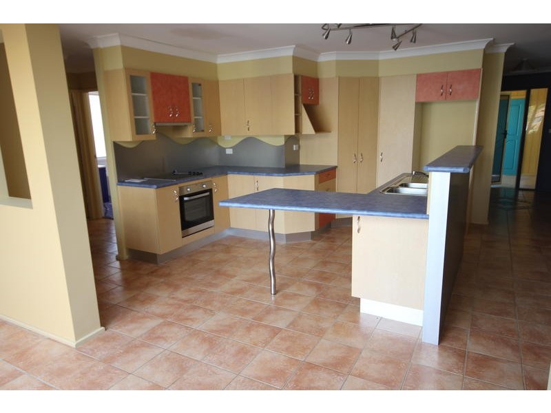 27 Nautilus Crescent, St Huberts Island NSW 2257