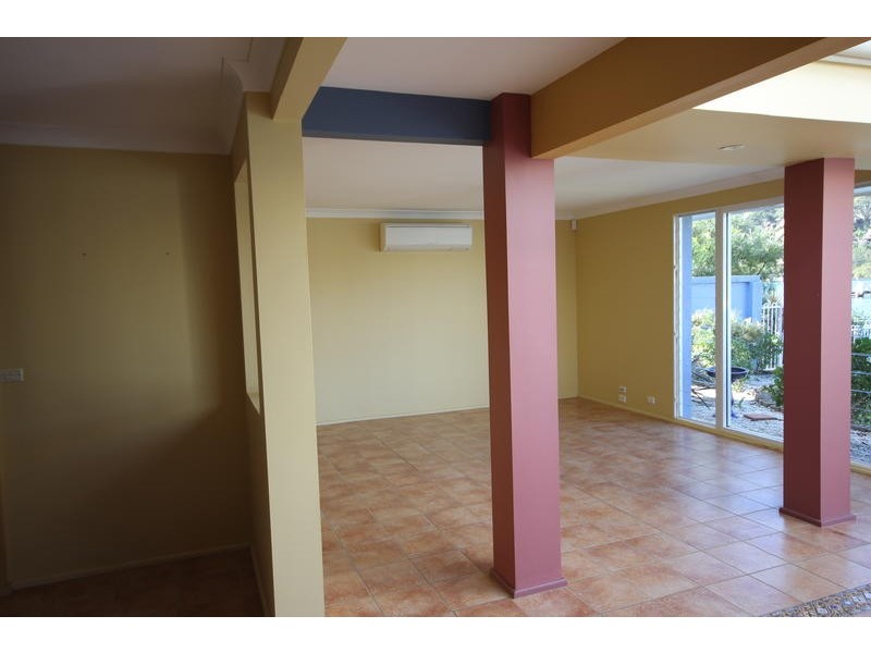 27 Nautilus Crescent, St Huberts Island NSW 2257