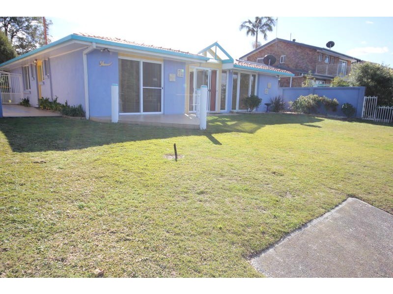 27 Nautilus Crescent, St Huberts Island NSW 2257
