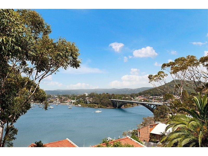 110 Daley Avenue, Daleys Point NSW 2257
