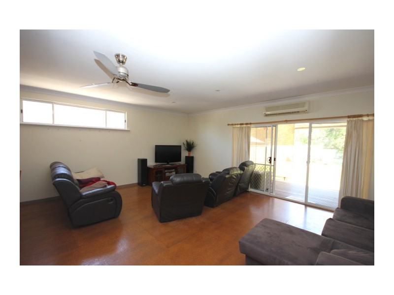 32 Fitzroy Street, Umina Beach NSW 2257