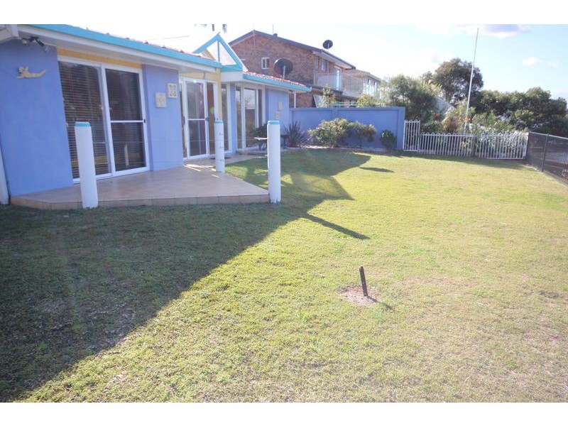 27 Nautilus Crescent, St Huberts Island NSW 2257