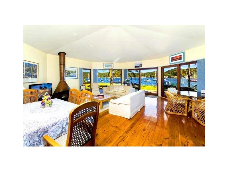 384 Booker Bay Road, Booker Bay NSW 2257