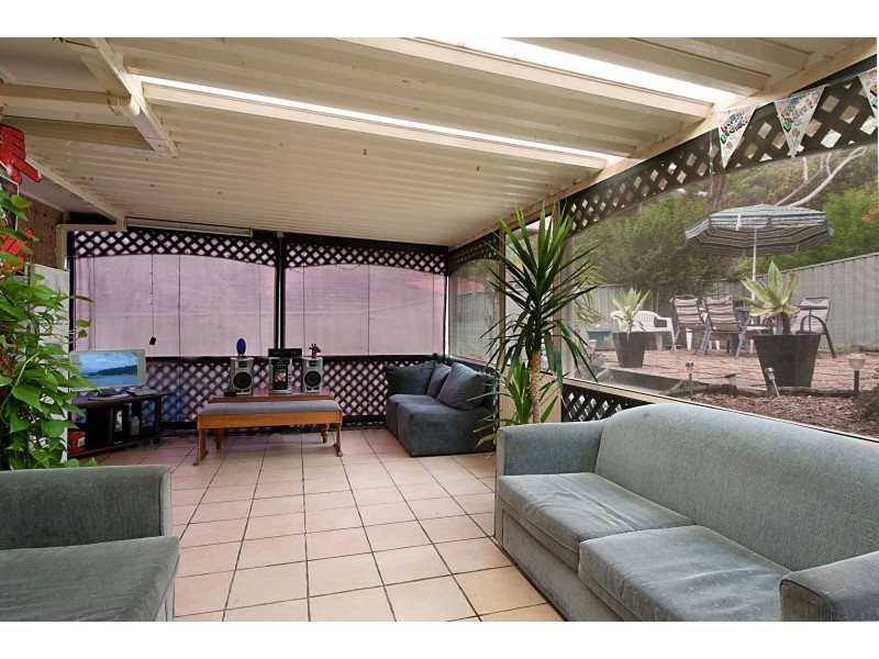 4 Merideth Place, Green Point NSW 2251