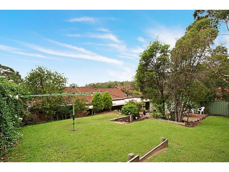 4 Merideth Place, Green Point NSW 2251