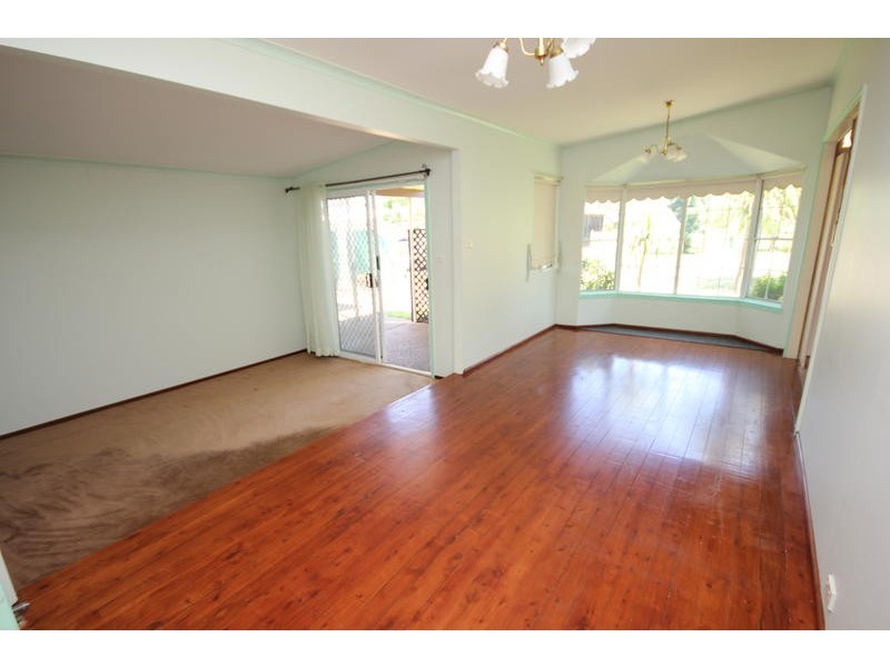 34 Boronia Avenue, Woy Woy NSW 2256