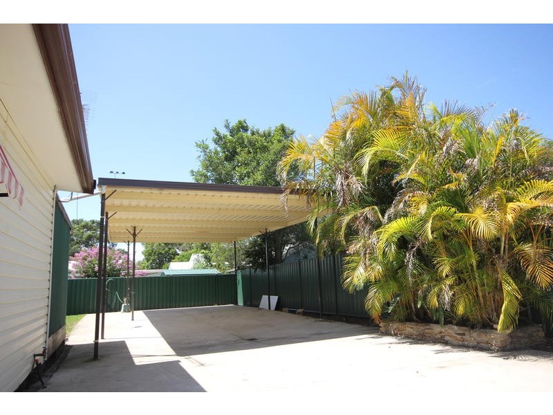 34 Boronia Avenue, Woy Woy NSW 2256