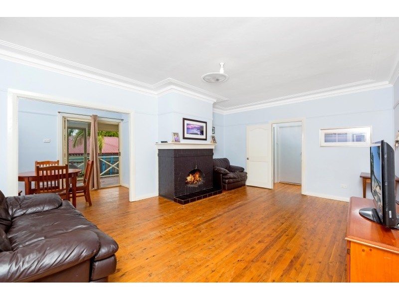 13 Wyong Road, Tumbi Umbi NSW 2261