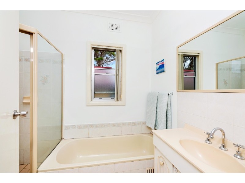 13 Wyong Road, Tumbi Umbi NSW 2261