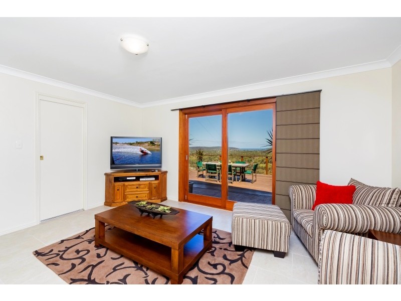 2 Culgoa Road, Horsfield Bay NSW 2256