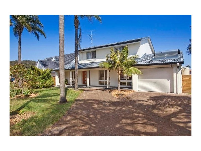 58 Helmsman Boulevarde, St Huberts Island NSW 2257