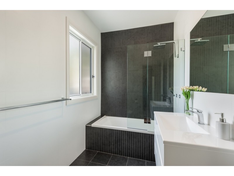 22 Terry Avenue, Woy Woy NSW 2256