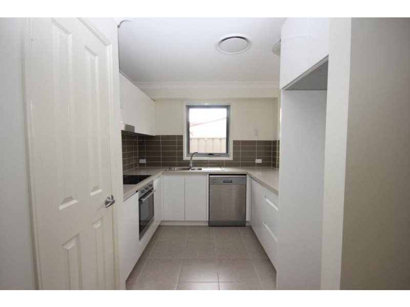 1/211 Burge Road, Woy Woy NSW 2256