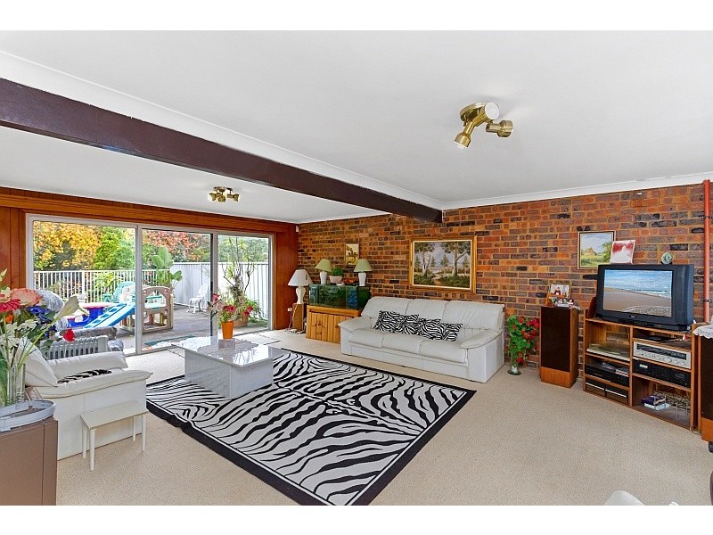 5 Belina Avenue, Wyoming NSW 2250